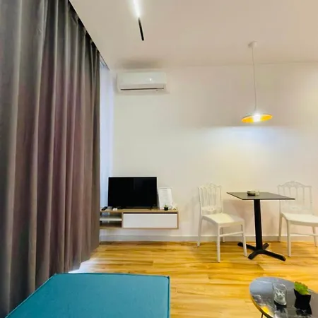 Your In Center City Apartament *